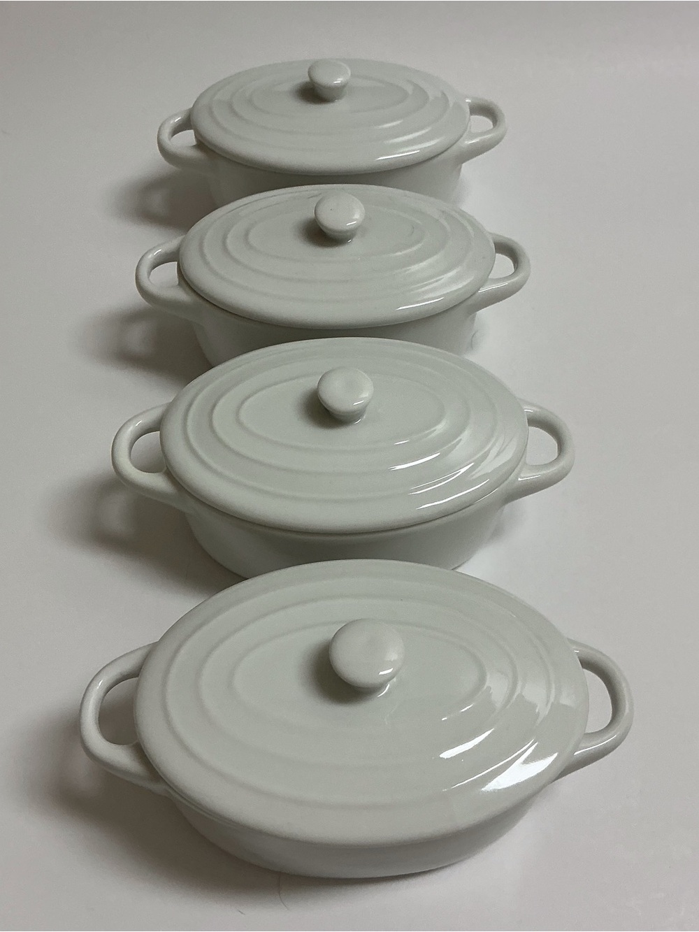 Pier 1 White Baking Dish SET OF 4 Lids 7.5 oz Minicocotte Souffle Ramekin Bakers